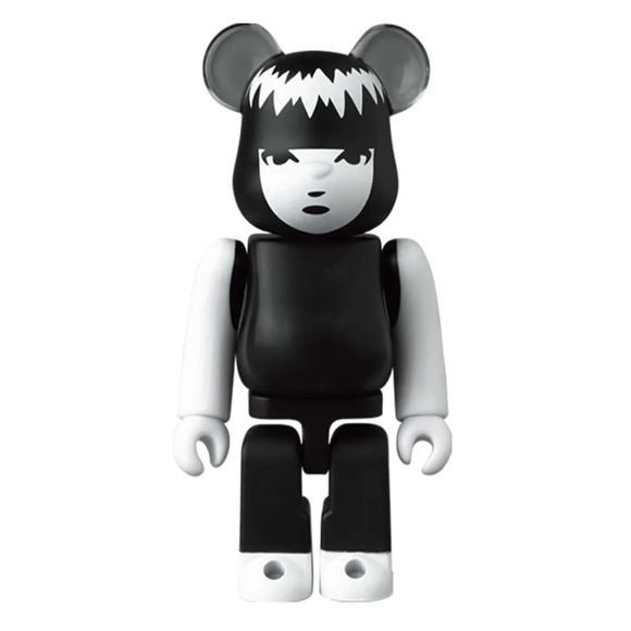 NEW Medicom 100% Bearbrick Series 45 Horror Emily the Strange Halloween - Picture 1 of 6